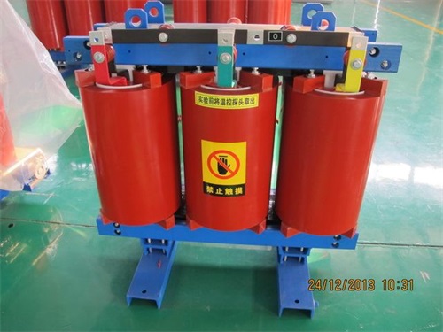平坝3150KVA干式变压器产品